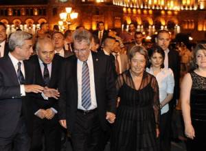 Armenian, Austrian leaders walk in Republic Square