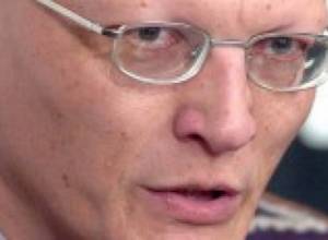 "Eating in a slaughterhouse is unacceptable"