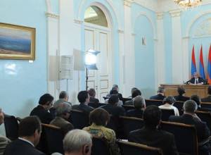 Armenia suspends diplomatic relations with Hungary