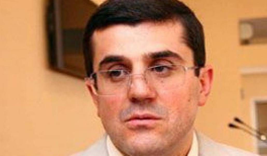 c3550ddbe398ff869e6a807a786a1e79