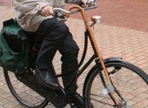 Frenchman cycles 5000 km to raise money for Armenian school