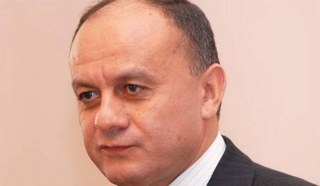 78947be54f0d73606a93c8302eee0d93