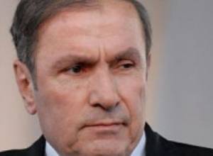 Levon Ter-Petrosyan became president at the age of 46