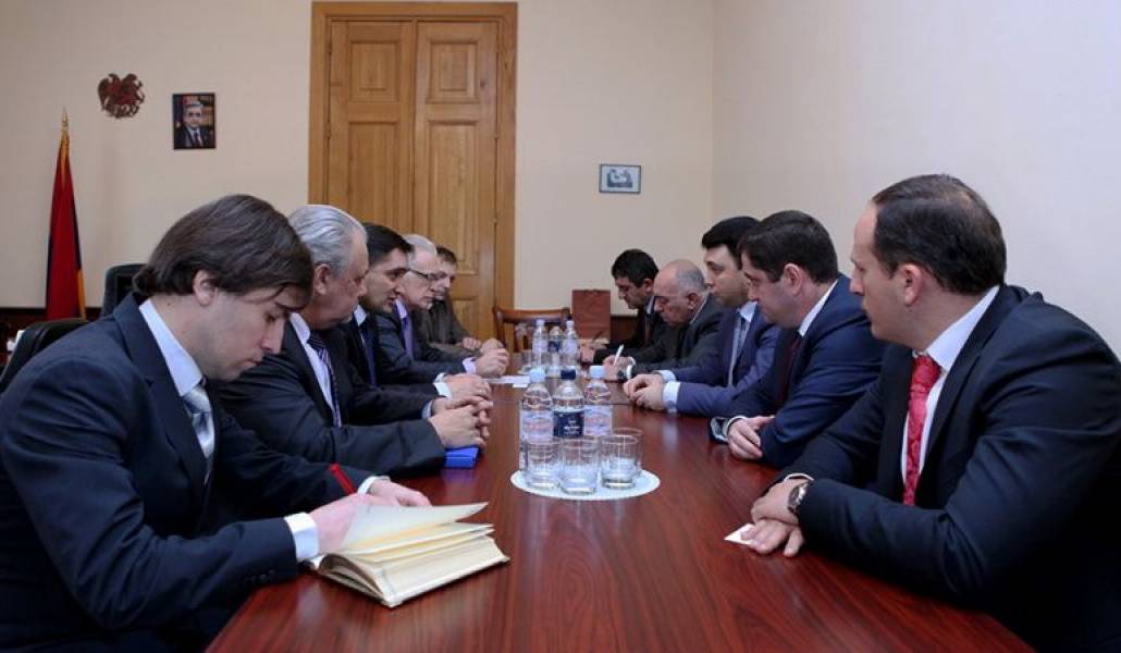 2e893f75cca78f687c7a6ea90433c4e9