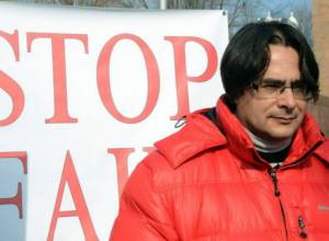 Hopeful allocates free halls to people