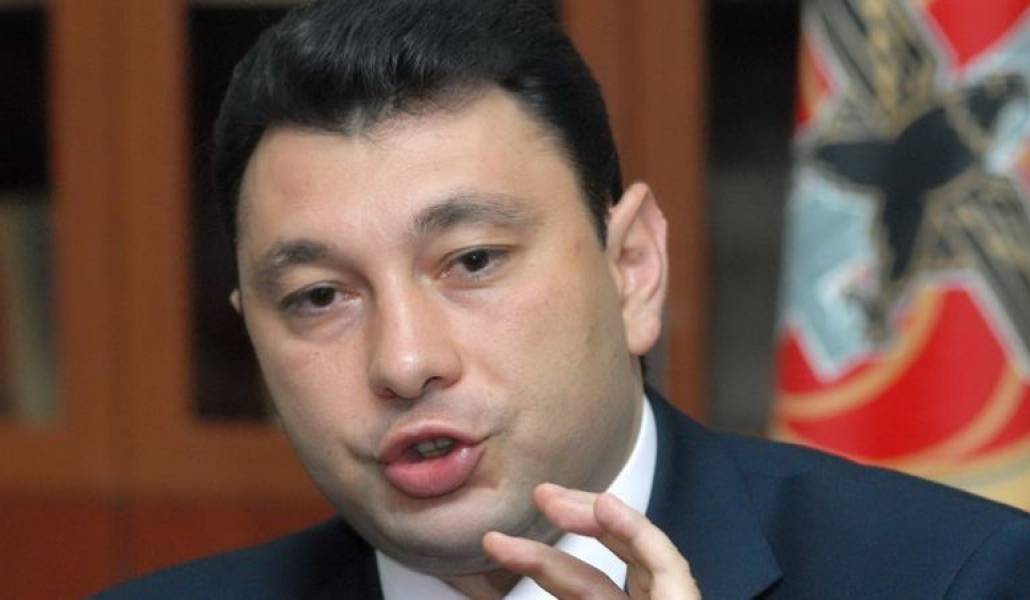 228f4a2d83bc5b15fe8540dfb407e082