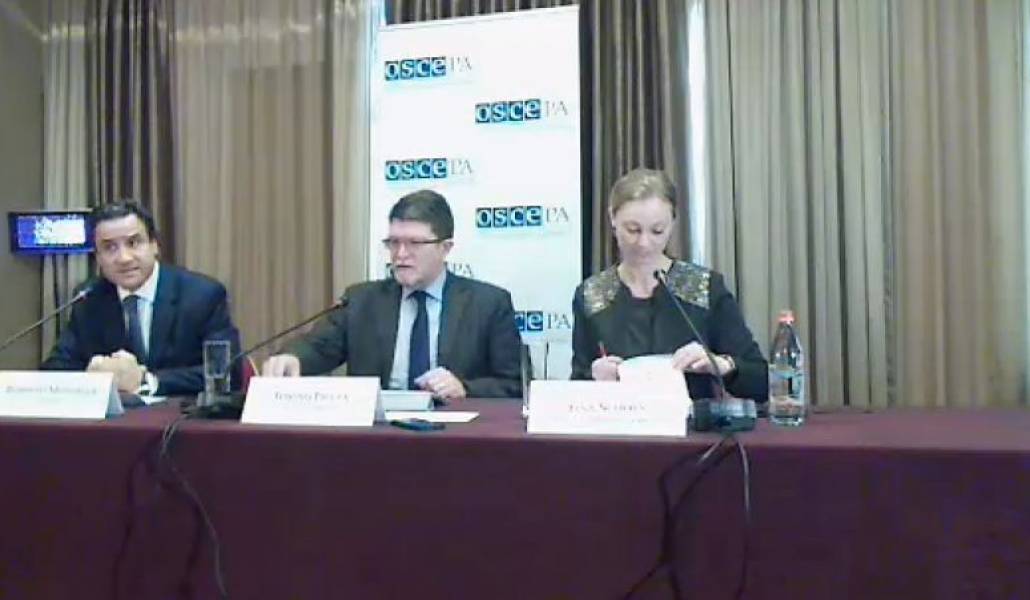 61e05dd5b9e42e1cee5a4f041745467c