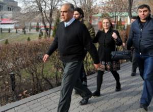 Raffi Hovannisian strolling through Liberty Square
