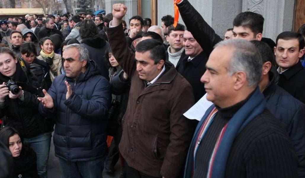 e2d906a3ed66667d3d0a26d698ab53cf