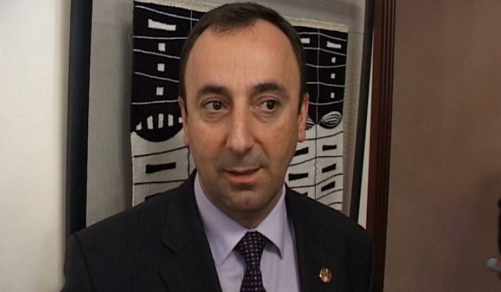 b8e19bc8cf10db620196c1472451d014