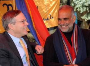 US Ambassador Heffern visits Raffi Hovannisian in Freedom Square
