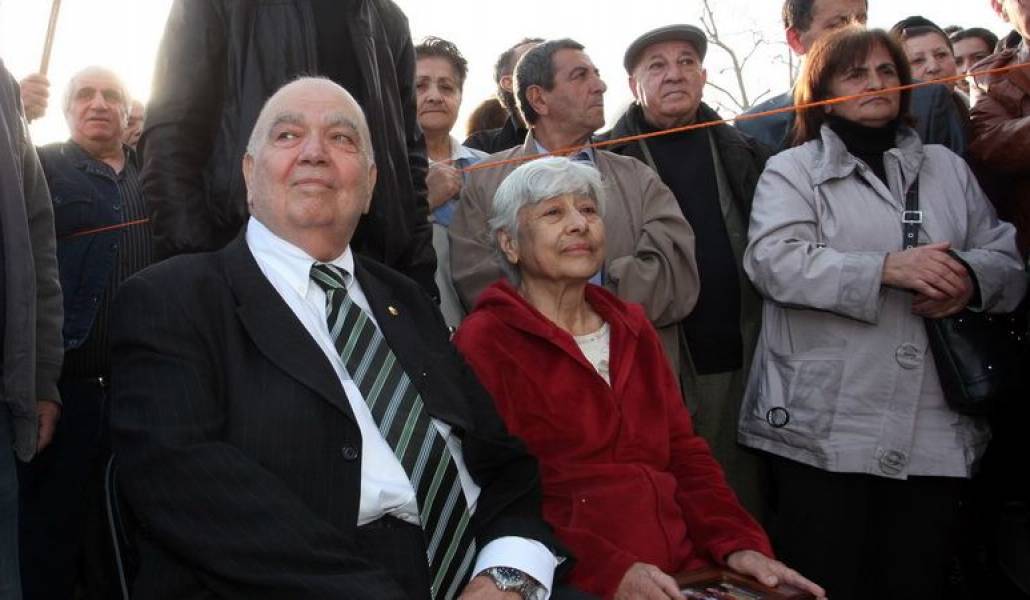 5d2f6577f7d50407c2aa857c27a9f399