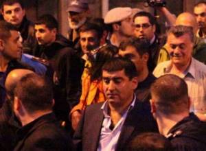 They return to Freedom Square