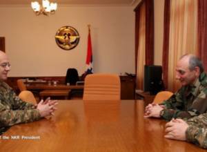 NKR President receives Armenian Defense Minister