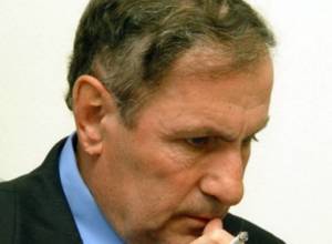 Levon Ter-Petrosyan is ill?