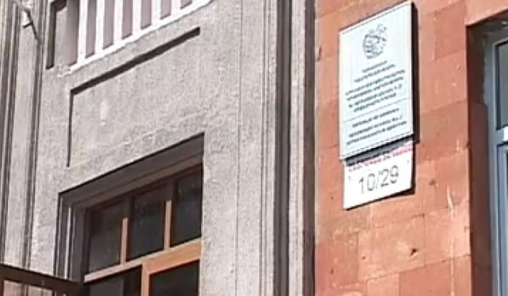 f973bca1d58e43946f5e2dc35af409b0