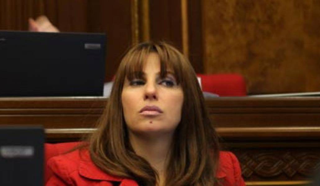 a2755d910b03744383e4b84efe106d19