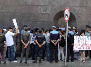 Protesters do not exclude social upheaval in Armenia