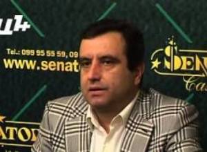 Րաֆֆին ու Հայրիկյանը երգեցին, էպոսագետը կրակեց