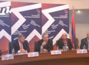 Օսկանյանը ծաղկաձորում