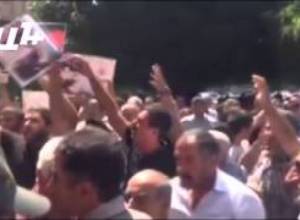 Եզդիները փակել են փողոցը