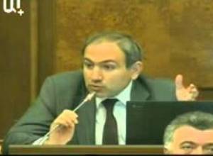 Էդ ովքե՞ր են նավթադոլարներից սնվողները. Փաշինյան