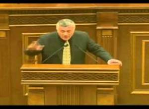 Մեն գնացողը չենք.Գալուստ Սահակյան