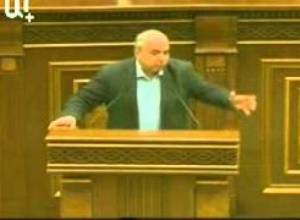 Դրա համար էլ ենք մենք մեղավոր. Շարմազանովը` Բագրատյանին