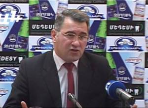 ԵՏՄ-ին անդամակցելով իշխանությունը փորձում է պահպանել իր աթոռը