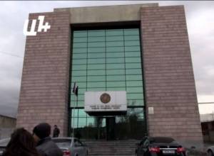 Գրավի դիմաց«Հիմնադիր խորհրդարան»-ի Գյումրու կառույցի ղեկավարն ազատ արձակվեց