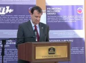 Քաղաքական մրցանակաբաշխություն՝ 6 անվանակարգում