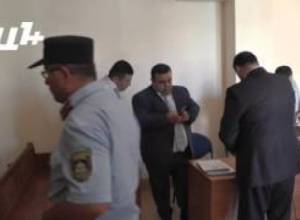 Ոստիկաններն՝ ընդդեմ «SOS» հաղորդման. այսօրվա նիստը հետաձգվեց