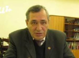 Պահանջում են դատել փոխնախարարին