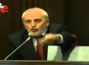 Չե՞ք զգում, որ չեք համոզում. Արամ Մանուկյանի հարցը