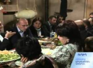 Այո եւ Ոչ. Երեկոն Աշտարակում.1-ին օր