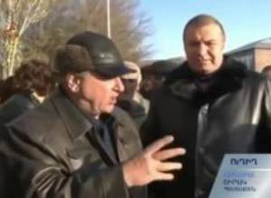 «Այո-ոչ» -ը Պեմզաշենում է