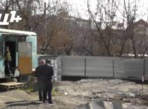 «Ալ.Թամանյանի արձանի հարևանությամբ ծառեր չեն հատվել»