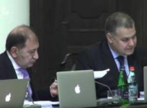 "Մինչեւ հիմա առանց գազի ի՞նչ էին անում". նախարարը սահմանամերձ համայնքների մասին