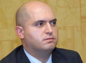 Republican Party Vice-President Armen Ashotyan addresses his foreign colleagues