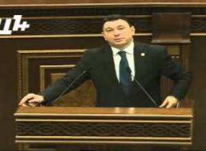 Նաիրա Զոհրաբյանը պահանջում է հանդիպում ՊՆ, ԱԳ նախարարների և վարչապետի հետ