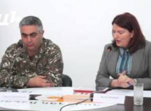 Արծրուն Հովհաննիսյանի ասուլիսը