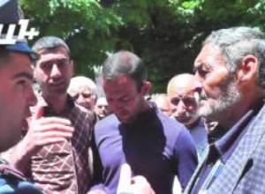 Քաղցրաշենցիները սպառնում են փակել դպրոցը. ակցիա