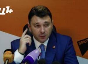 Ալիևը գետի հունին հակառակ երկար չի կարող լողալ. Էդ. Շարմազանով