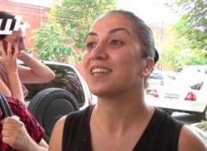 Բերման ենթարկված  Տաթևիկ Ադիլյանը  պատմում է