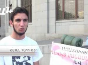 Շահեն Հարությունյանը անժամկետ հացադուլ է սկսել