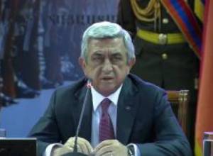 Սերժ Սարգսյանը ներկայացրել է Պաշտպանության նորանշանակ նախարարին և ԶՈւ գլխավոր շտաբի նորանշանակ պետին