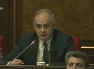 «Գնացեք Արևիկ գյուղ, պարոն Սահակյան, ձեզ սպասում են»