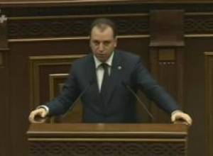 Ինչո՞ւ օրենքով փող չեք աշխատում. Արամ Մանուկյանի հարցը