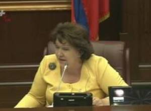 «Իմ ինտելեկտը չի հերիքում ձեզ հասկանալ , տիկին Նաղդալյան»