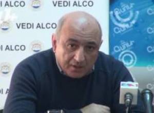 «Հայ լրագրողներին դրել են Դեյվիդ Կոպերֆիլդի վիճակում». Բորիս Նավասարդյան